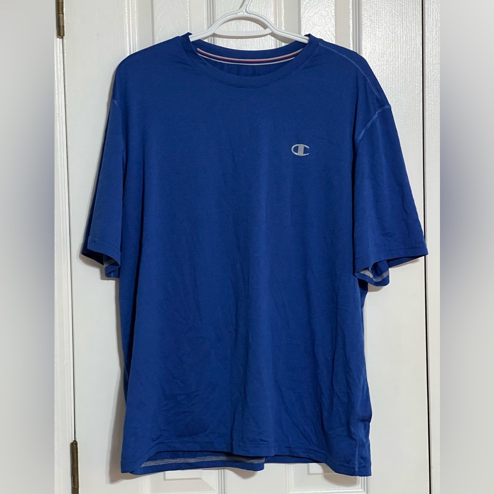 Champion Mens XL workout shirt